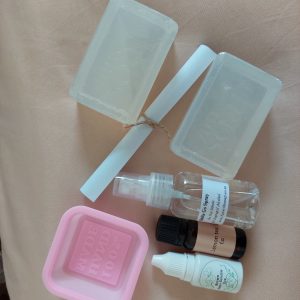 Melt Abd Pour Soap kit