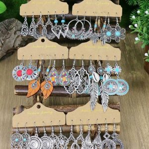 Earing Set With Display Stand